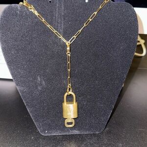 Louis Vuitton 🔐 Lock & Key with Unbranded Fashion Chain, #442, EUC Lock